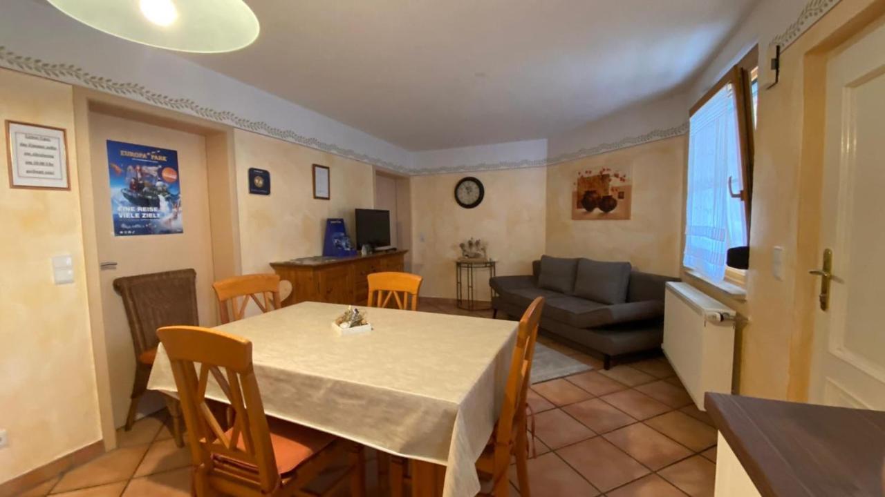 Ferienwohnung Julia Metzger Rust Esterno foto